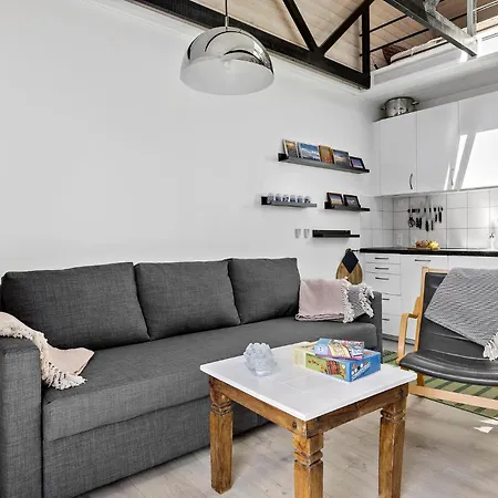 2 Bedroom Awesome In *