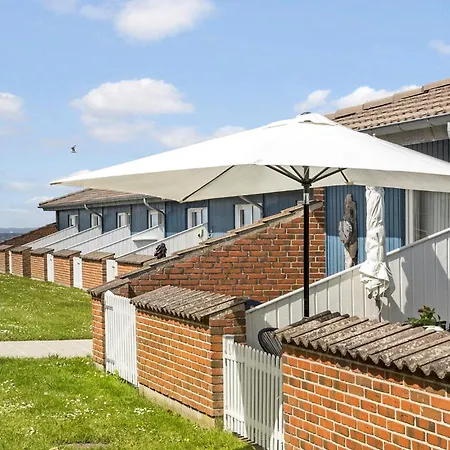 2 Bedroom Awesome In